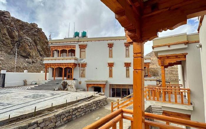 The vintage villas resort ladakh