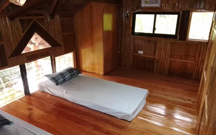 Bamboo House Rm. 32