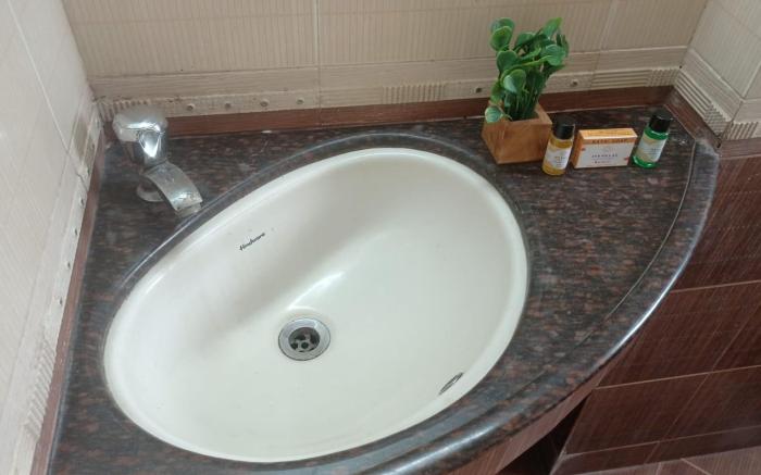 Private 1 Bedroom Cosy Apt Nr Vivanta Malad West