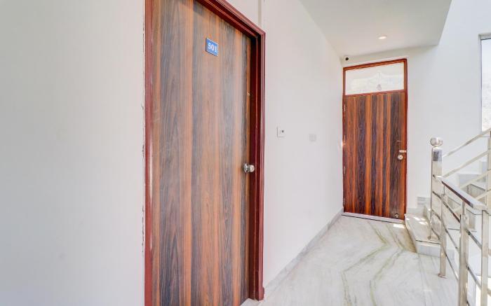 Hotel O Yog Tapovan