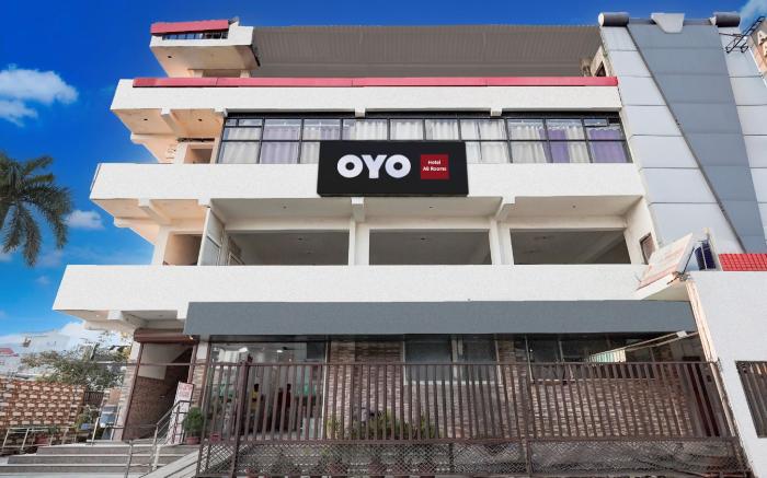 Hotel O AB Rooms