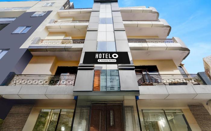 Super Hotel O Uttam Nagar Near Akash Hospital