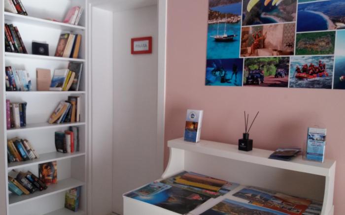 Sakura Hostel & Pub