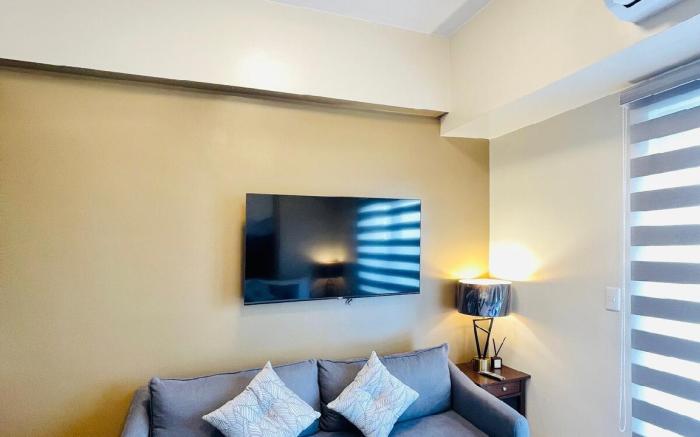 * *26 Affordable Luxury Studio