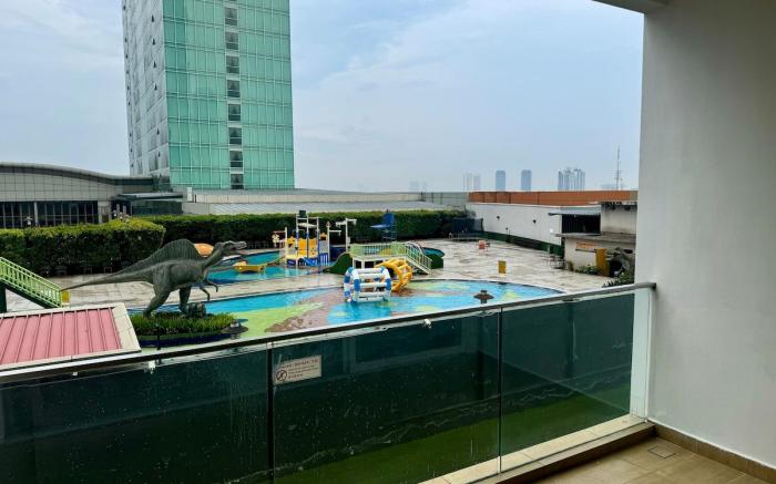 KSL D'esplanade Dinosaur Park View 4BR Suite 65'TV