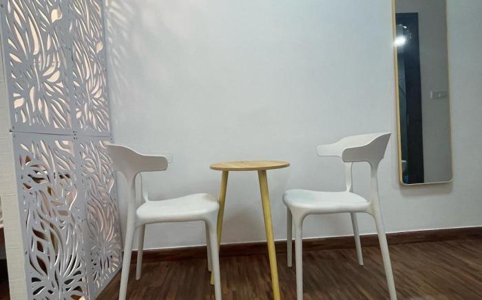 (18) K Avenue Family Apartment