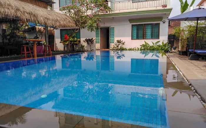 Damnak Riverside Villa