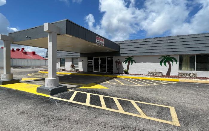 Motel 6 New Port Richey, FL