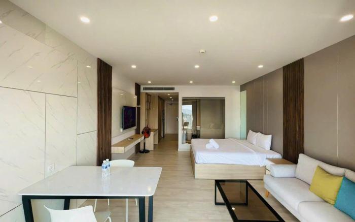 Gold Coast Apartment by San Village