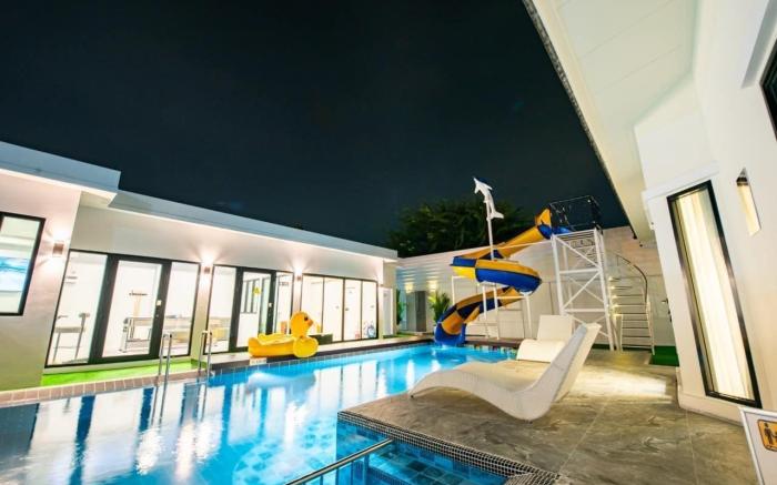 Level Flow pool villa Pattaya
