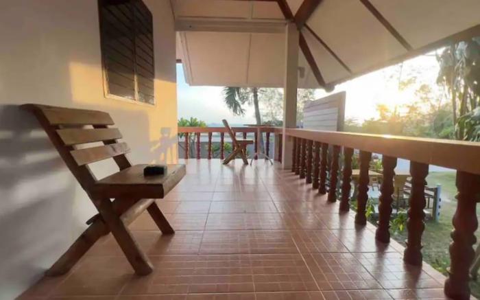 Bungalow AC Sri Thanu Phangan