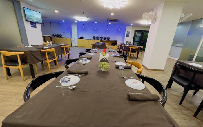 Hotel Aarkay Palace