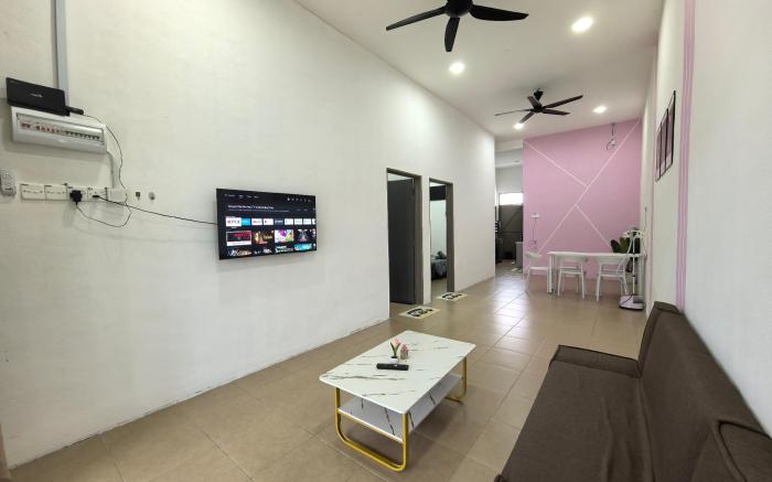 Homestay Karangan Near Inokom