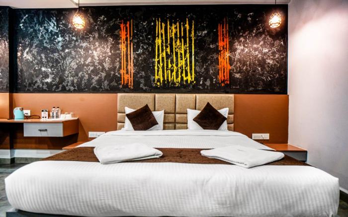 Hotel Happy Stay AC/ Non AC Rooms