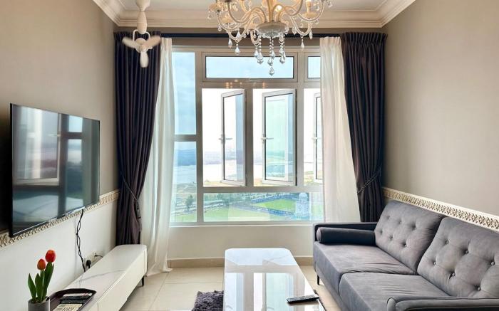 Golden Sand Couple Suites | 1B1B