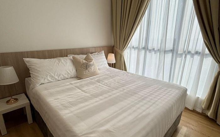 Comfy Stay Near Aman Central | Infinity Pool
