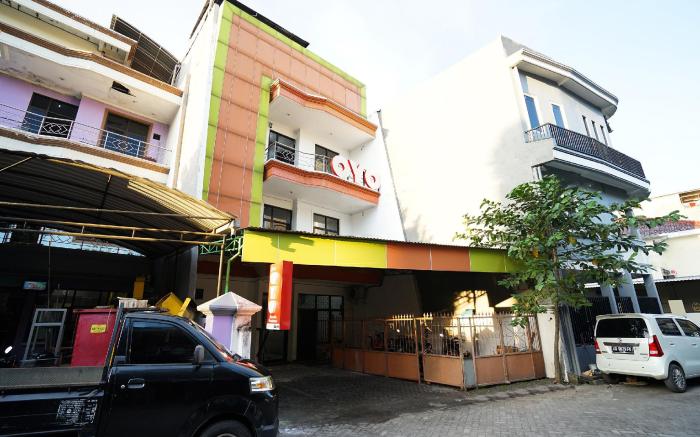OYO 485 Marcello Residence