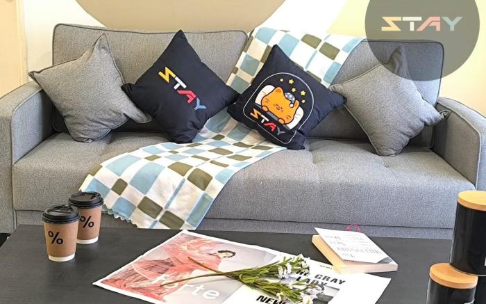 MM Couple 1Bed Stylish Comfort Netflit BySTAY