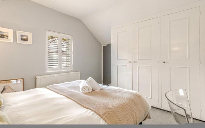 River Cabin & Mills Cottage - From £450 Per Night