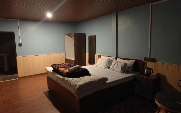 Karsa Retreat 