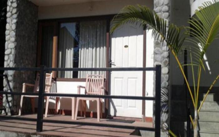 Pratiksha River Retreat