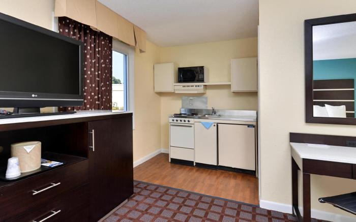 Americas Best Value Inn New London Mystic