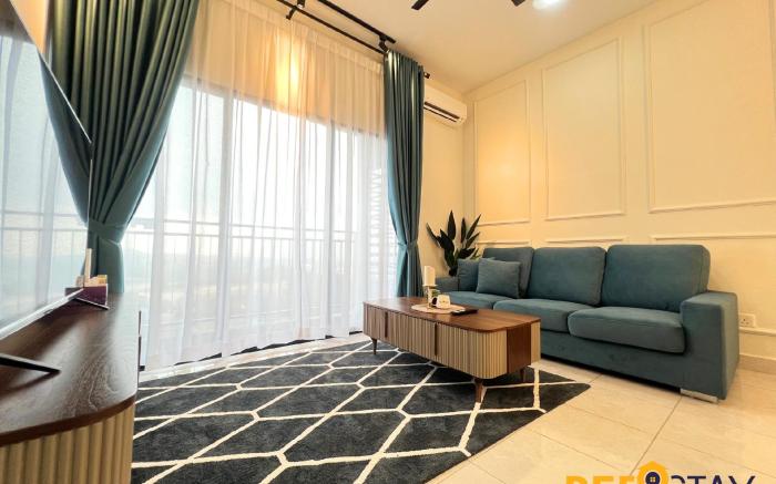 Youth City Deluxe Home Netflix WIFI for 6PAX