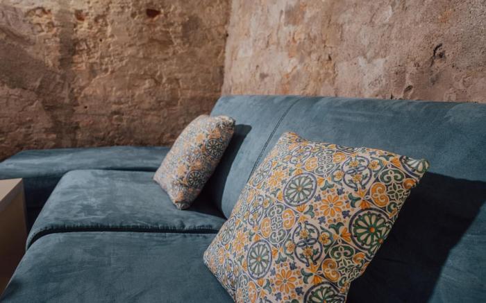 Antonino: Warm Escape Near Florence's Treasures