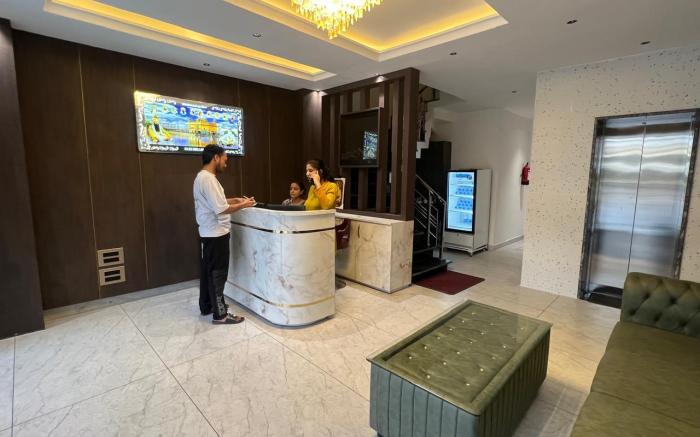 Royal Vista Hotel By Divud Ecom