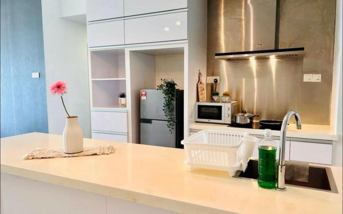 Southkey @ Mid Valley_Premium Suites 2+1Bedroom