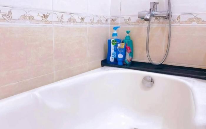 Room Opposite Hochiminh Museum