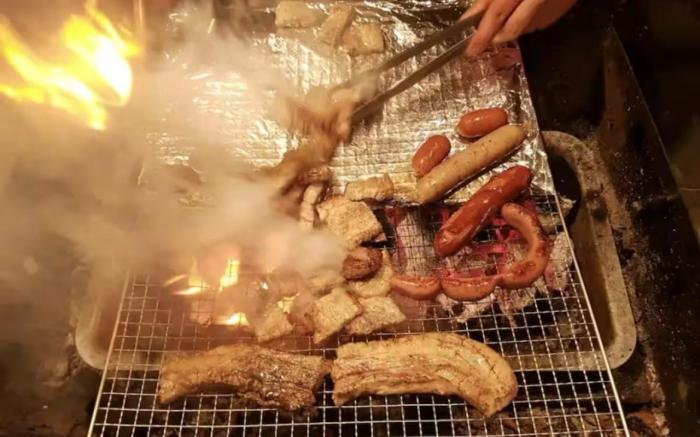 NEW! 감성 인기 쓰리룸/ 호텔침구/분리된 공간 / 넷플릭스/한양대 3분 중앙역8분