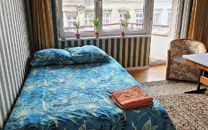 13Stylish apartment in the city center