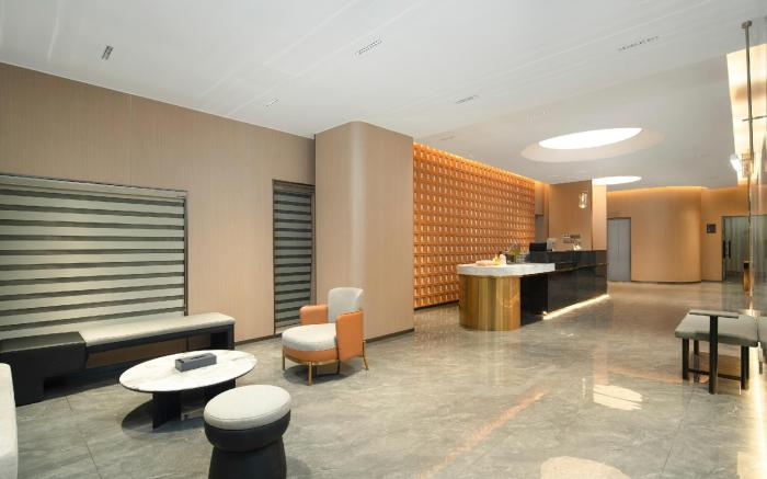 Ziyuan (Guangzhou Beijing Road Pedestrian Street Agricultural Lecture Hall Subway Station Branch)