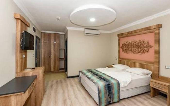 LINDA EXPO HOTEL