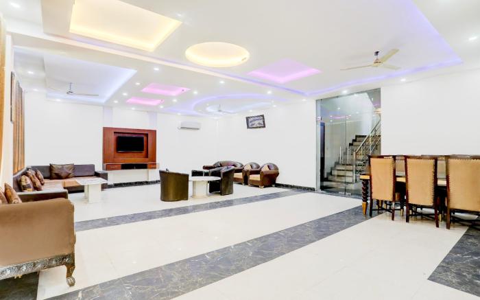 Hotel O Taj Village