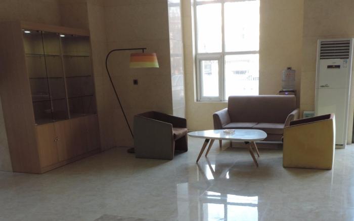 IU Hotels·Dingzhou North Ring Road Shengdong Plaza