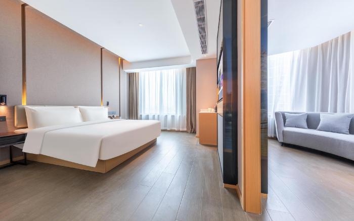 Atour Hotel Jinan Daming Lake Huayuan Road