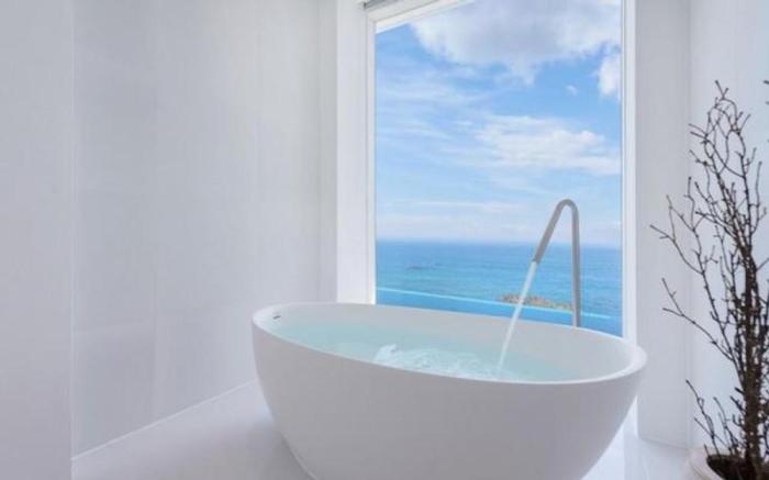 Pohang Escape Ocean View Pool Villa