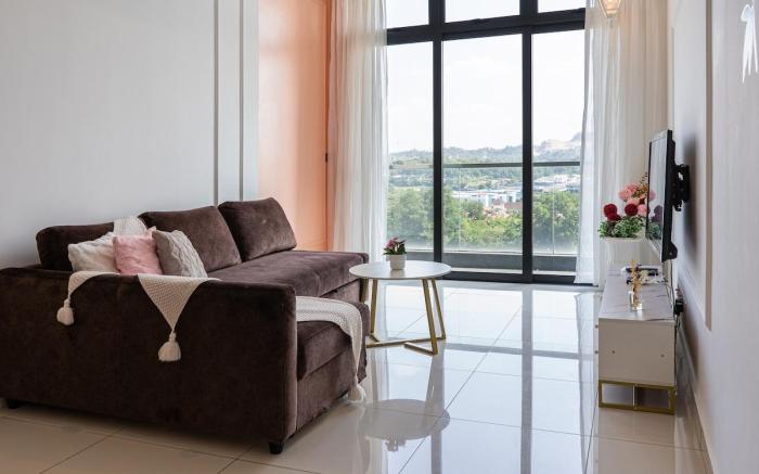 Warm Couple Suite One-bedroom, One-living Room
