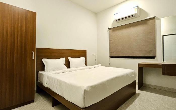 Hotel Evanka 2 vijay nagar 