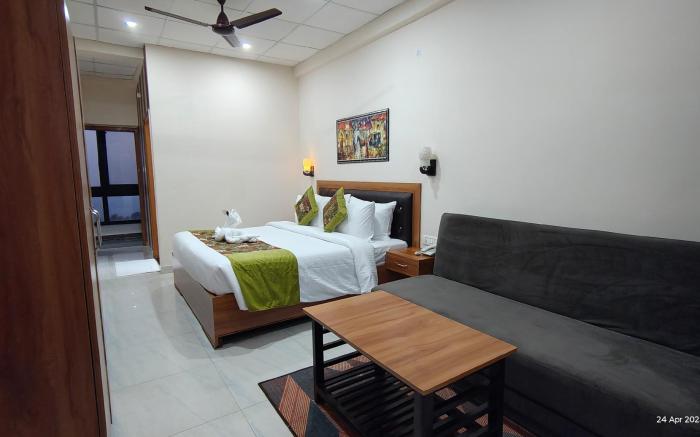 AI 360 Degree Hotel