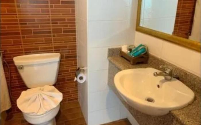 Aiyaree Place Hotel SHA PLUS