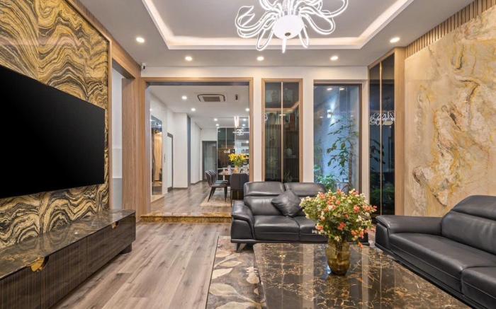 Biệt thự 6 phòng ngủ, cách biển 1 phút đi bộ