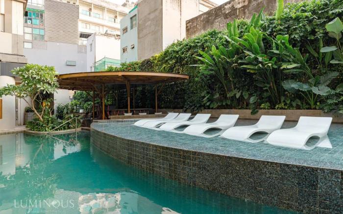Aurora Luxe Zenity Residential Suites