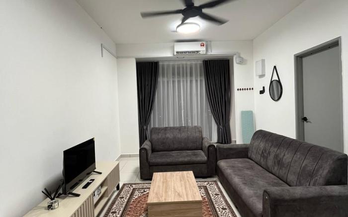 LUQ'S HOMESTAY