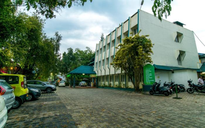 Haritagiri Hotels And Ayurvedic Resort
