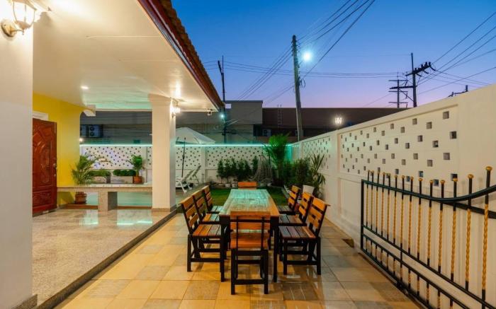 Beerry Raweewan pool villa 