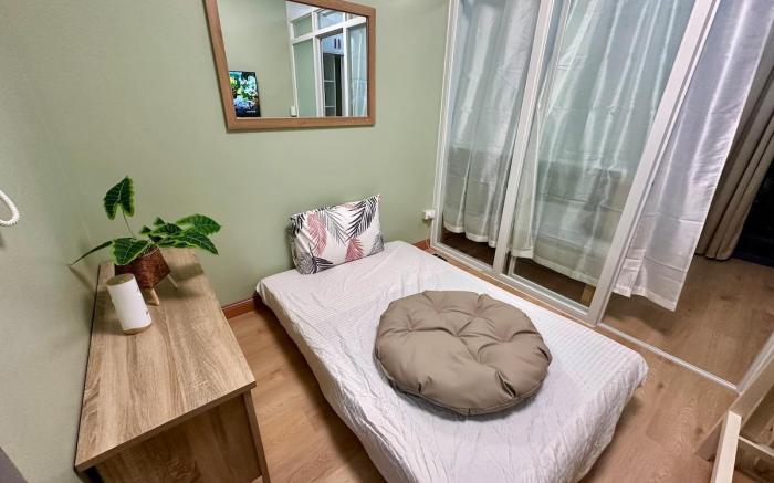 Peaceful Condo w/ balcony, 100mb wifi, Gym &Pool