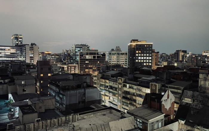 The Dome Taipei｜酒店式大樓｜高樓夜景｜大套房浴缸｜三地鐵五分鐘｜歡迎長住 優惠可談